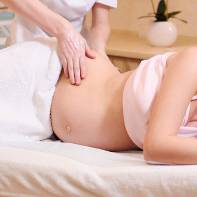 activite massage femmes enceintes 400x400